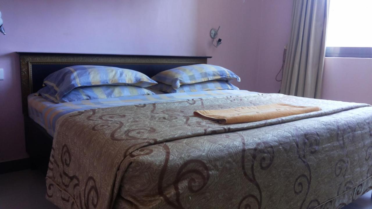 Palema Crown Hotel Gulu Εξωτερικό φωτογραφία