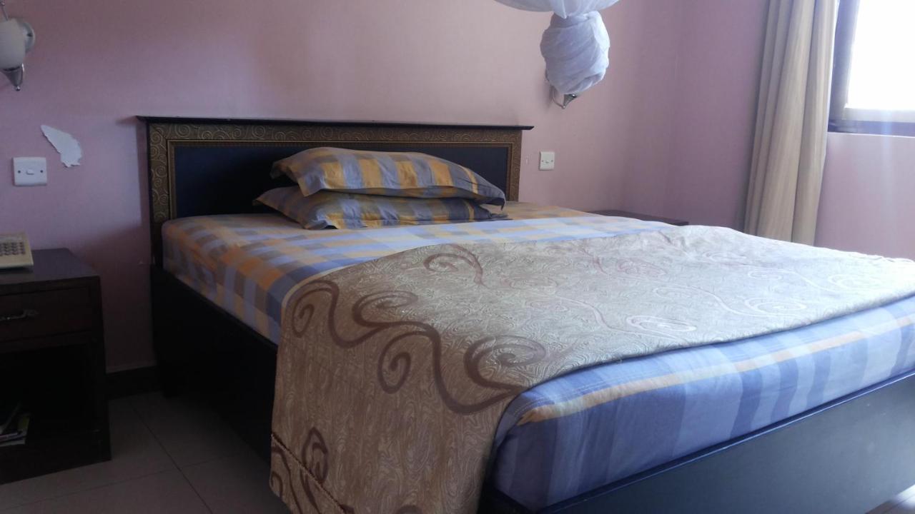 Palema Crown Hotel Gulu Εξωτερικό φωτογραφία